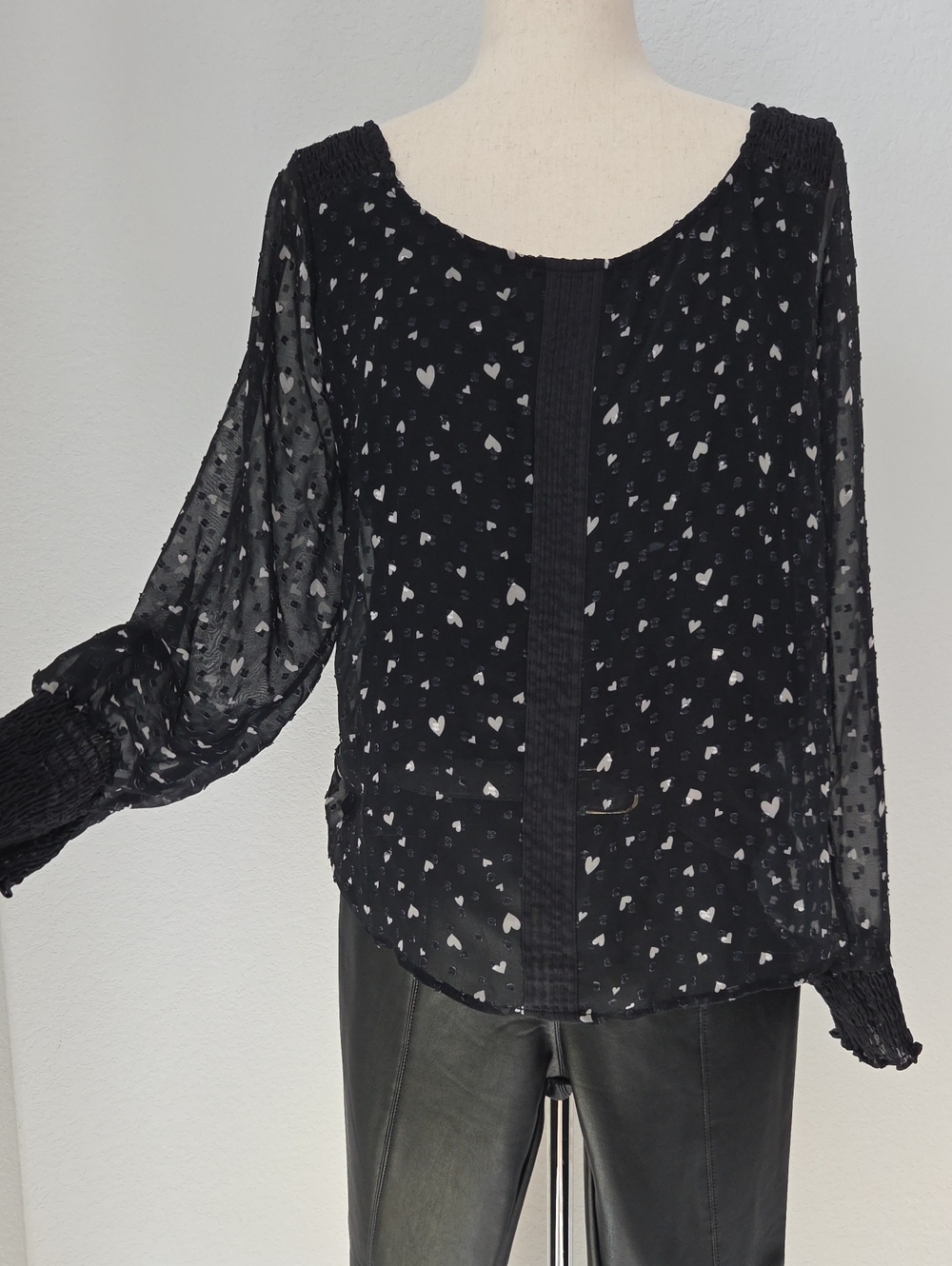 LC Lauren Conrad Black Sheer Heart-Print Blouse Med Romanitc